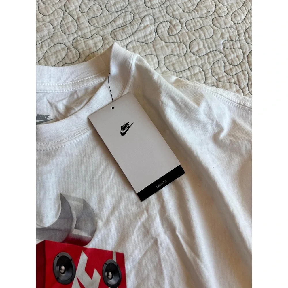 Nike Mens Max Volume Speaker Graphic T-Shirt White Loose Fit Medium